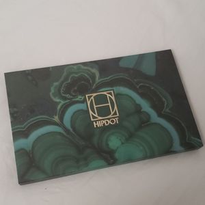 HIPDOT Cenote Pressed Eyeshadow Pallete